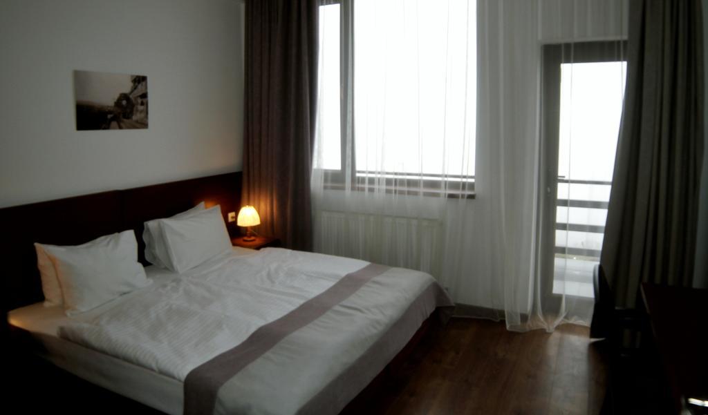 Hotel Club-2100 Goedaoeri Buitenkant foto